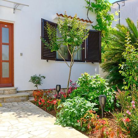 Apartman Mirjana 1 Mali Lošinj Buitenkant foto